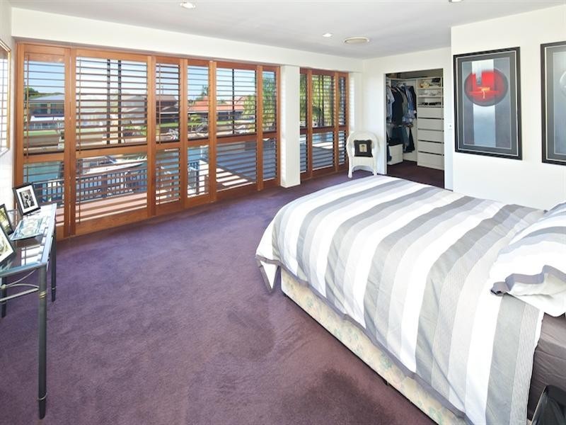 32 Walter Raleigh Crescent, Hollywell QLD 4216