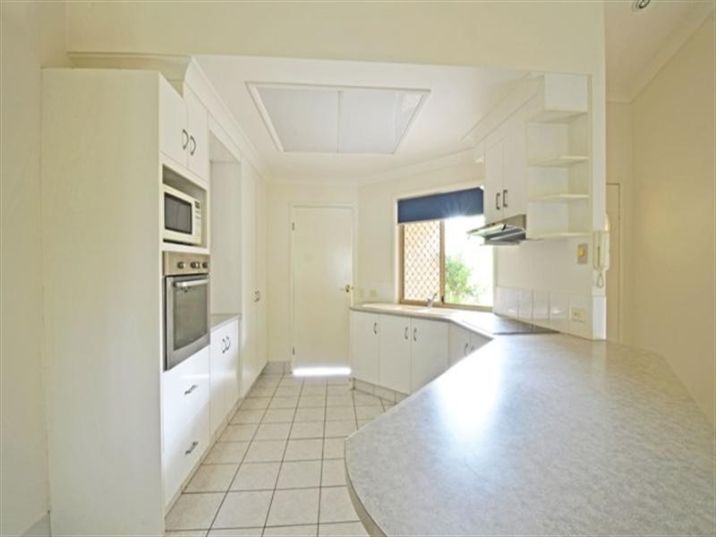 11/264 Oxley Drive, Coombabah QLD 4216