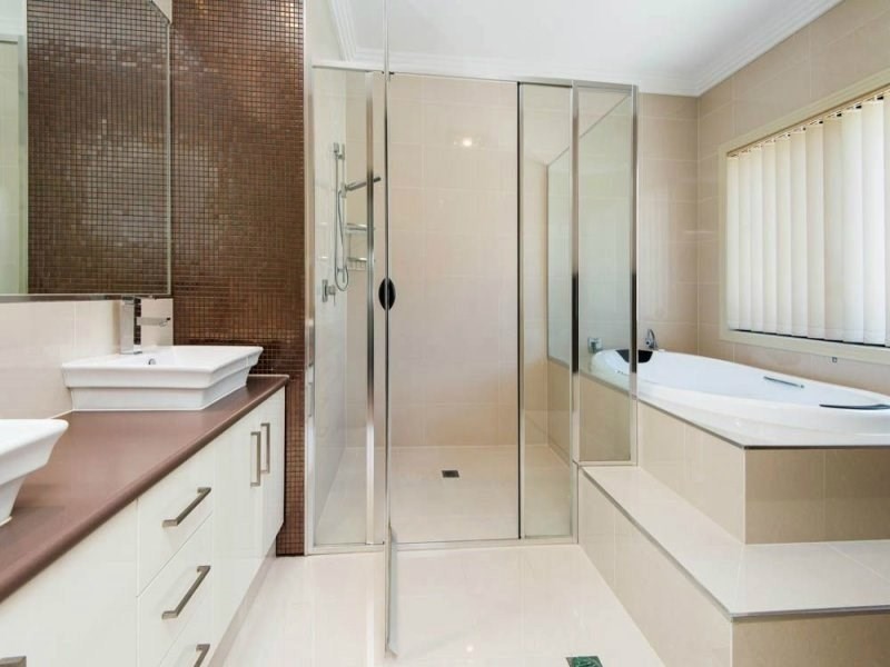 100 Compass Drive, Biggera Waters QLD 4216