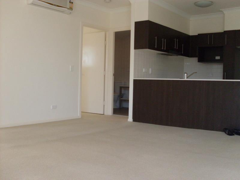 12/5 Carey Lane, Southport QLD 4215