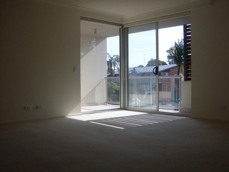 12/5 Carey Lane, Southport QLD 4215