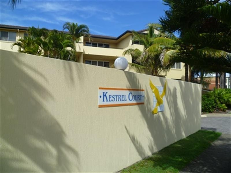 11/65 Bayview Street, Runaway Bay QLD 4216