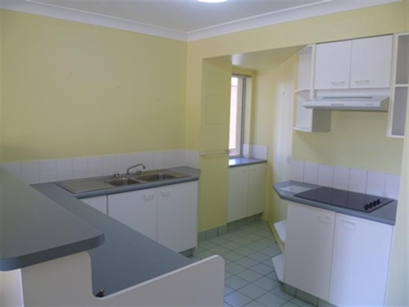 11/65 Bayview Street, Runaway Bay QLD 4216