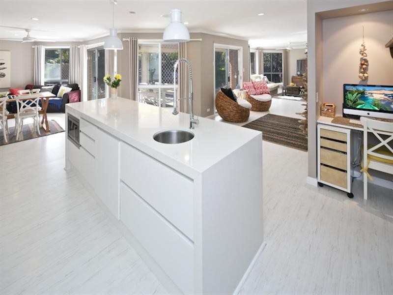 11 Inverness Way, Parkwood QLD 4214