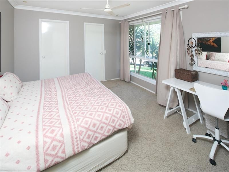 11 Inverness Way, Parkwood QLD 4214