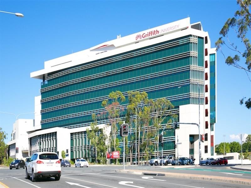 11 Inverness Way, Parkwood QLD 4214