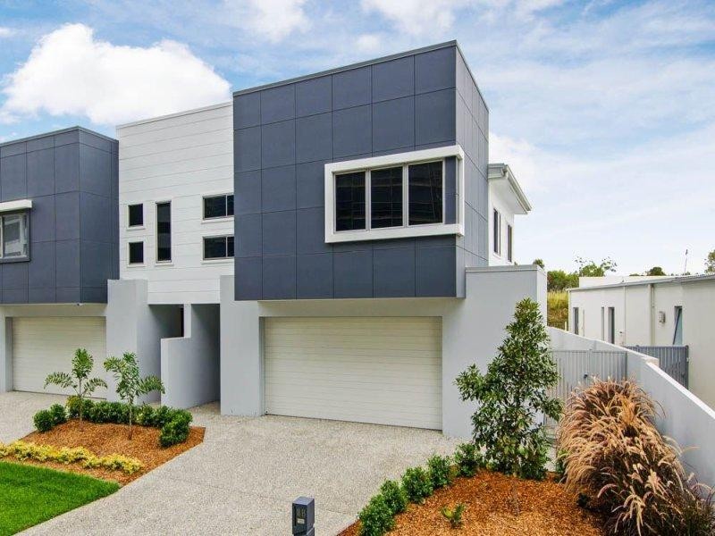 18B Compass Drive, Biggera Waters QLD 4216
