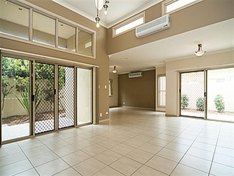 75 East Quay Drive, Biggera Waters QLD 4216