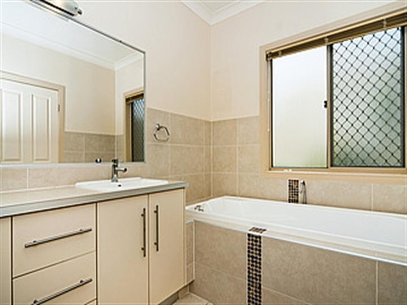75 East Quay Drive, Biggera Waters QLD 4216
