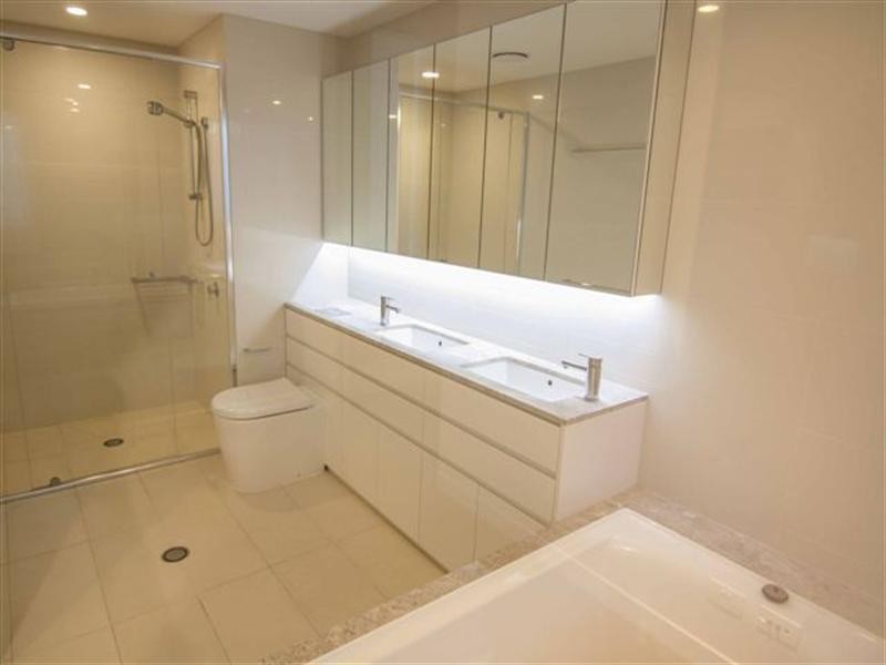 4201/2 Sunset Avenue, Paradise Point QLD 4216