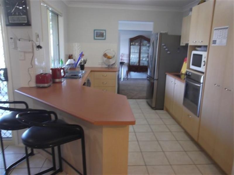 154 Christina Ryan Way, Arundel QLD 4214