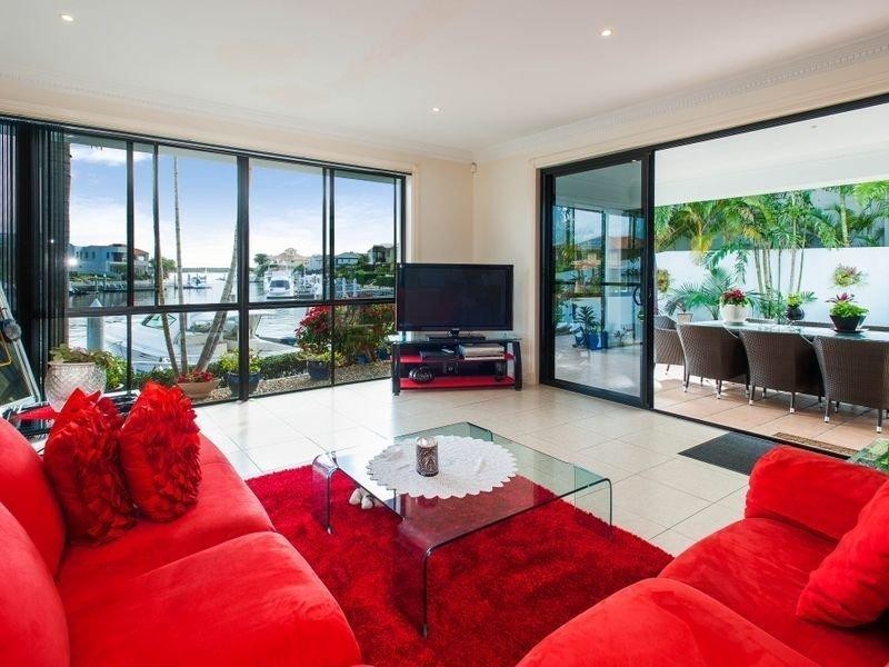 24 The Sovereign Mile, Sovereign Islands QLD 4216