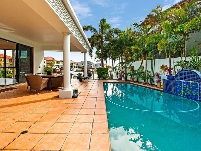 24 The Sovereign Mile, Sovereign Islands QLD 4216