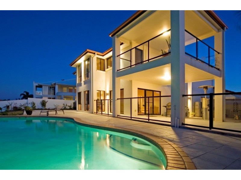 17 Sabrina Avenue, Hope Island QLD 4212