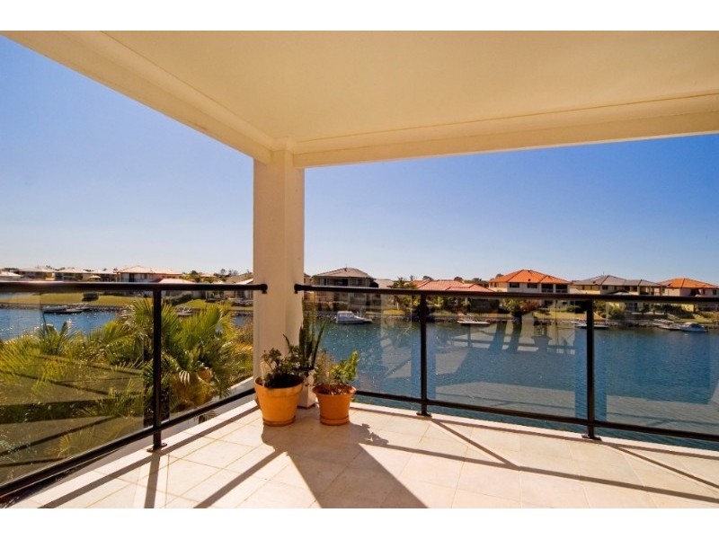 17 Sabrina Avenue, Hope Island QLD 4212