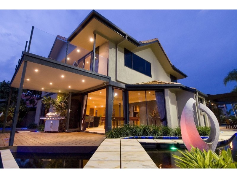 22-24 Nirvana Court, Runaway Bay QLD 4216