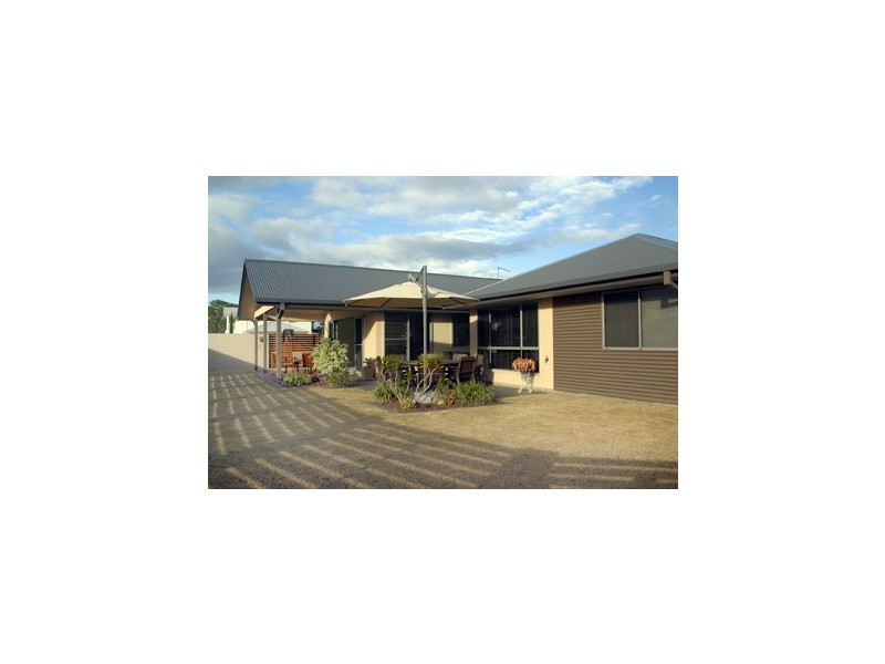 15 Costa Del Sol Avenue, Coombabah QLD 4216