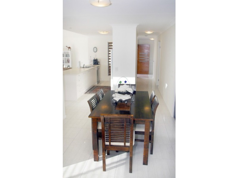 15 Costa Del Sol Avenue, Coombabah QLD 4216