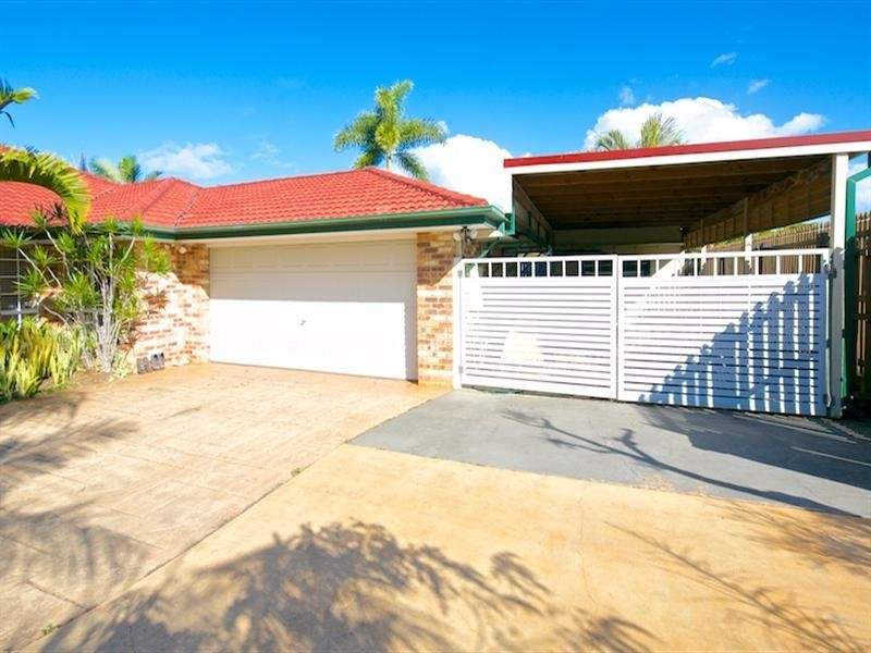 4 Santa Rosa Place, Parkwood QLD 4214