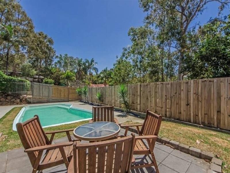 25 Tamworth Drive, Helensvale QLD 4212