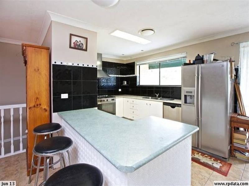 25 Tamworth Drive, Helensvale QLD 4212