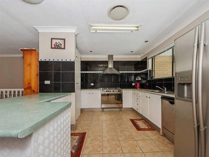 25 Tamworth Drive, Helensvale QLD 4212