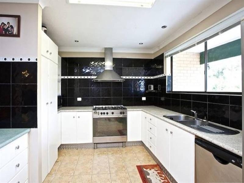 25 Tamworth Drive, Helensvale QLD 4212