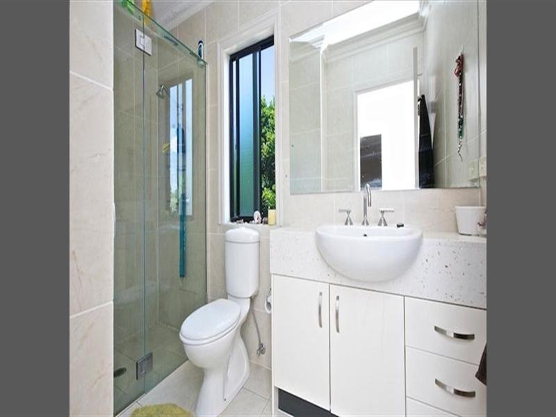 1/50 Bayview Street, Runaway Bay QLD 4216