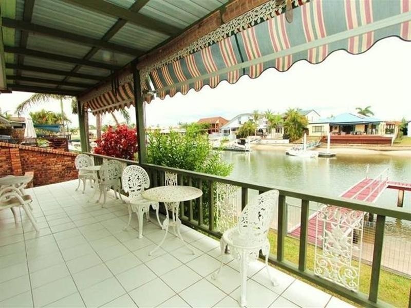 84 Oxley Drive, Paradise Point QLD 4216