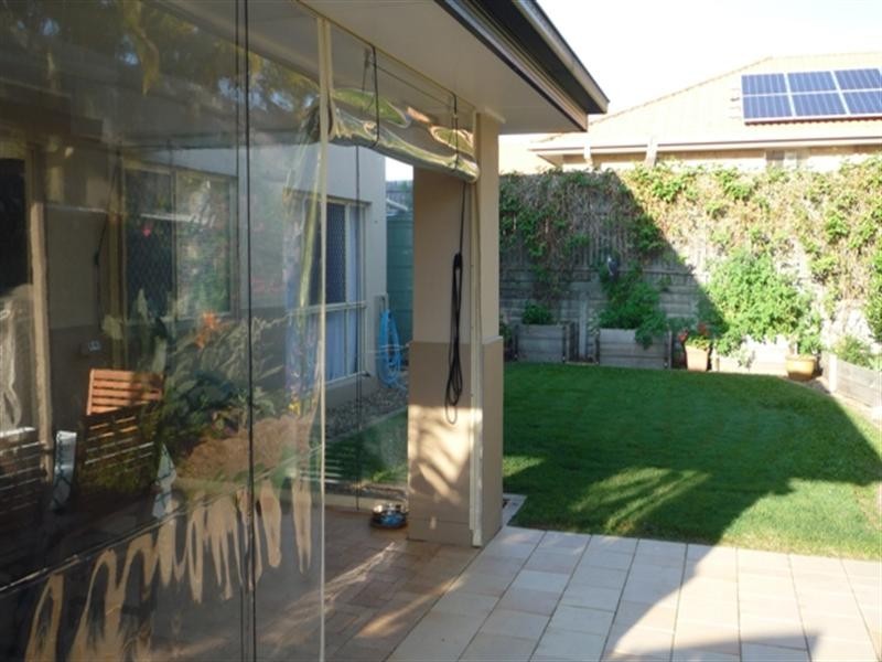 11 Redgum Place, Molendinar QLD 4214