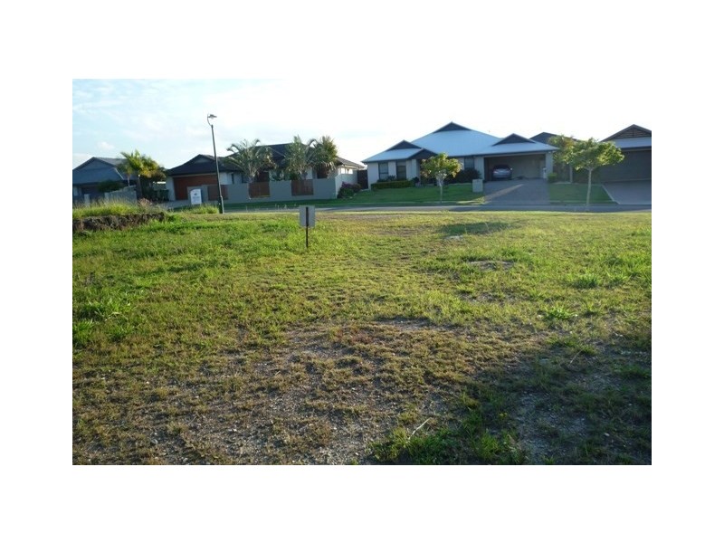 12 Highcrest Circuit, Molendinar QLD 4214