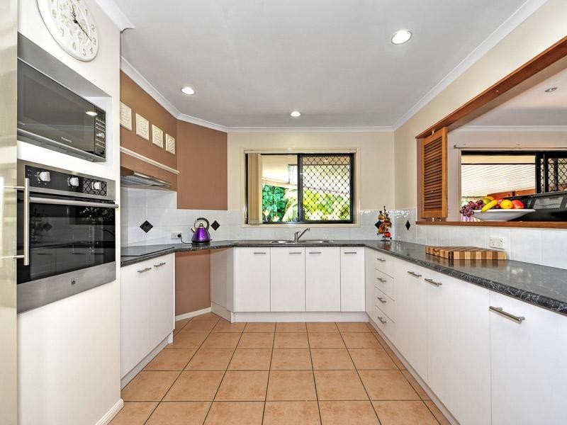 30 Dellwood Circuit, Molendinar QLD 4214