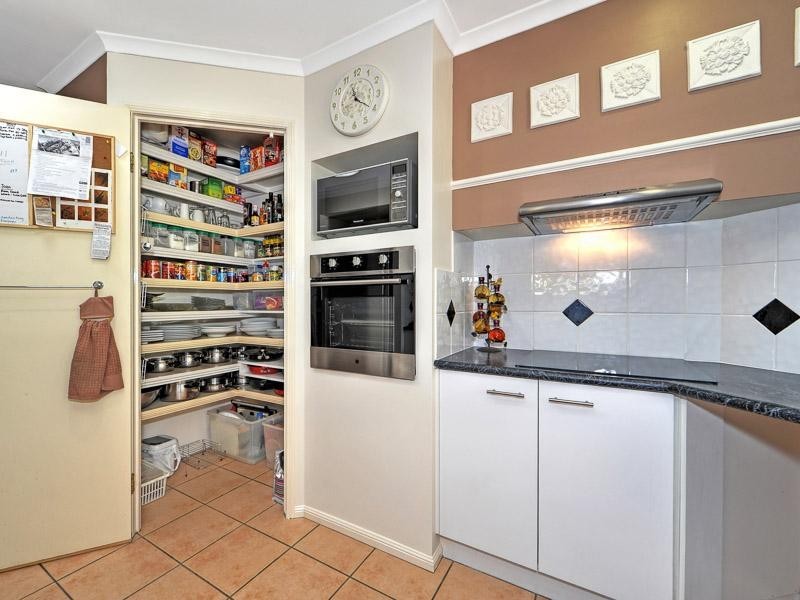 30 Dellwood Circuit, Molendinar QLD 4214