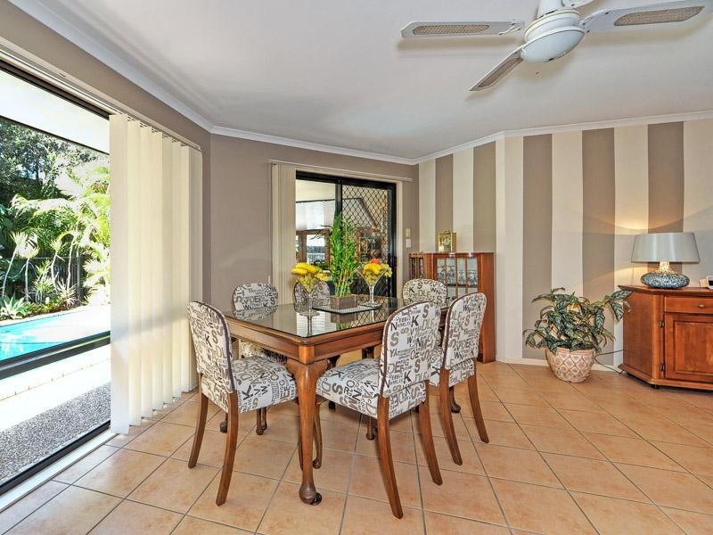 30 Dellwood Circuit, Molendinar QLD 4214