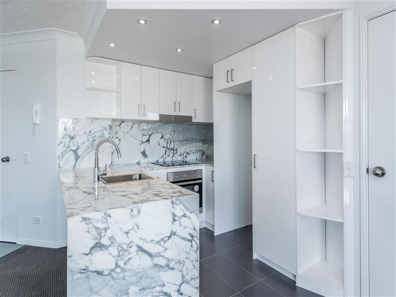 50/484-488 Marine Parade, Biggera Waters QLD 4216