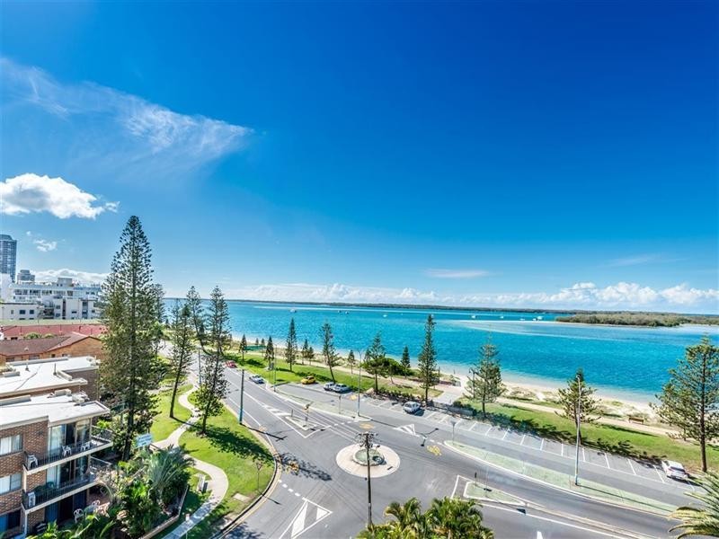 54/484 Marine Parade, Biggera Waters QLD 4216