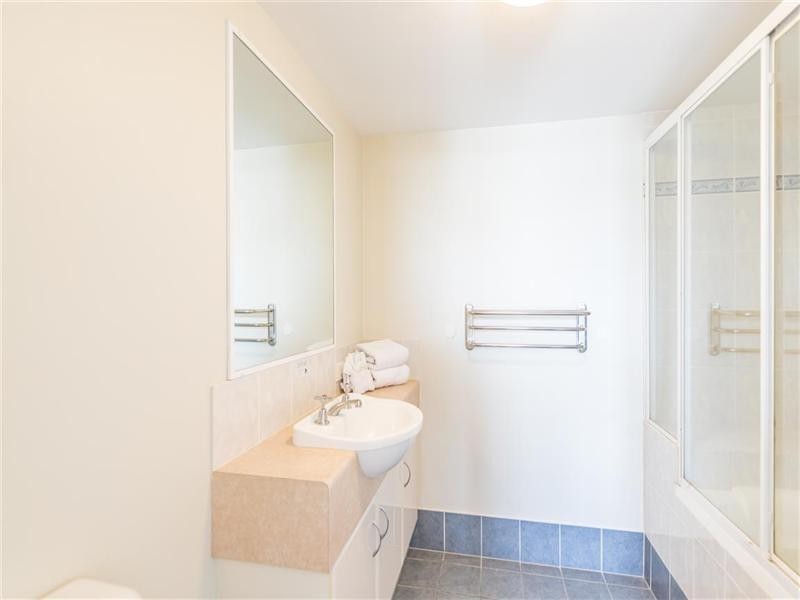 54/484 Marine Parade, Biggera Waters QLD 4216