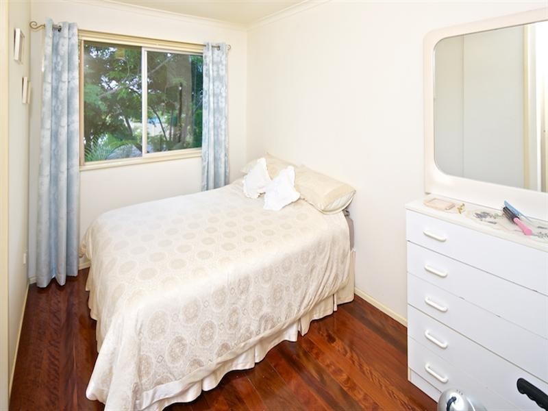 9 Deagon Drive, Runaway Bay QLD 4216