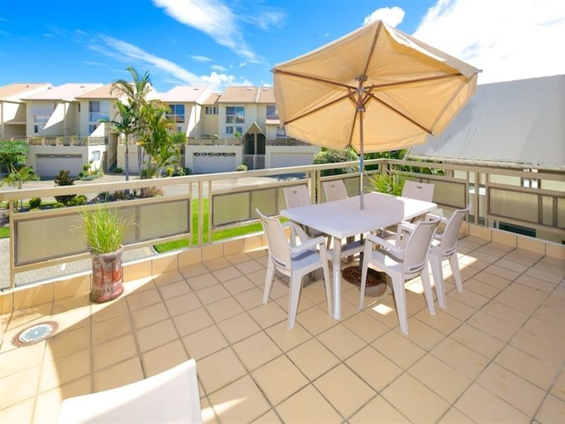 41/100 Morala Avenue, Runaway Bay QLD 4216