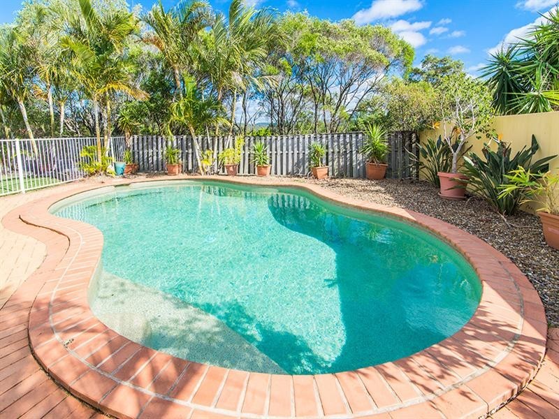 27 Highview Place, Parkwood QLD 4214