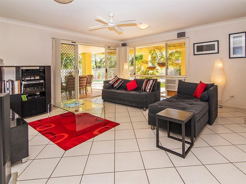 27 Highview Place, Parkwood QLD 4214