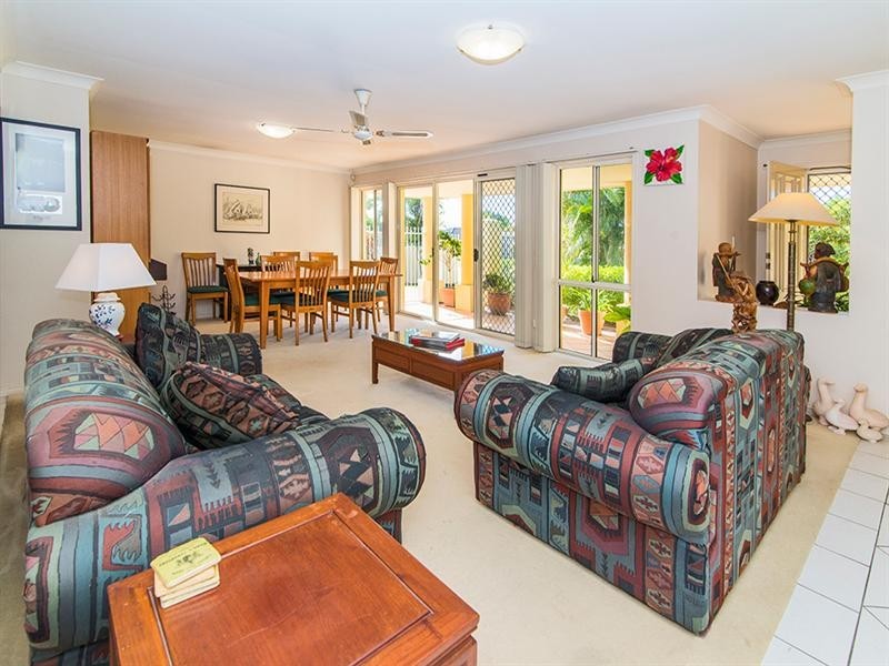 27 Highview Place, Parkwood QLD 4214