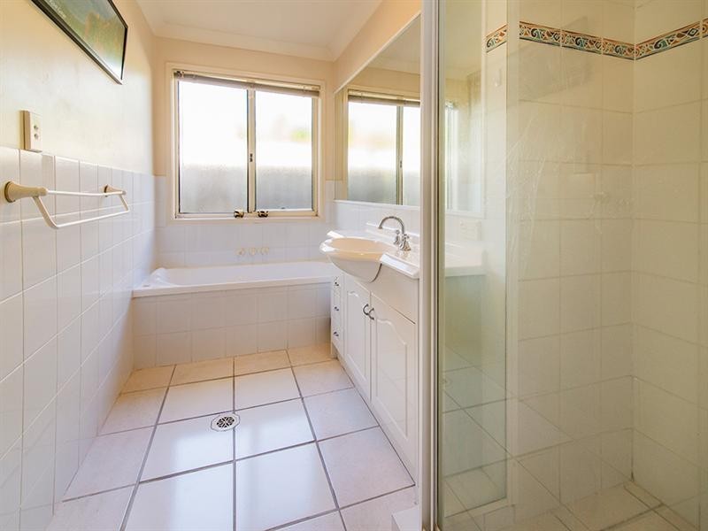 27 Highview Place, Parkwood QLD 4214