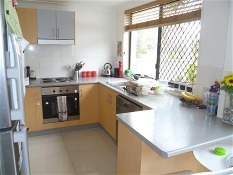 26/2 Karbunya Street, Mermaid Waters QLD 4218