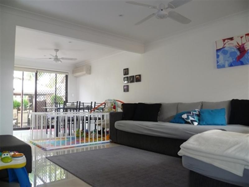 26/2 Karbunya Street, Mermaid Waters QLD 4218