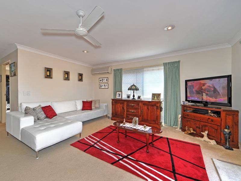 1/3 Sanctuary Court, Coombabah QLD 4216