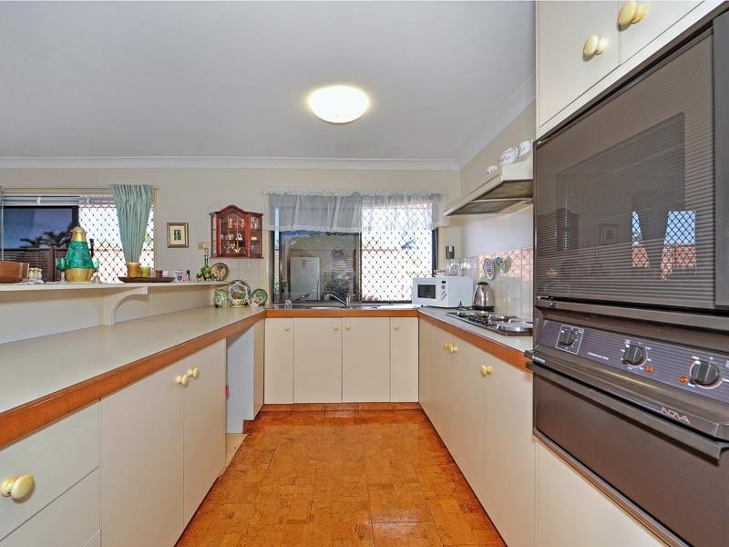1/3 Sanctuary Court, Coombabah QLD 4216