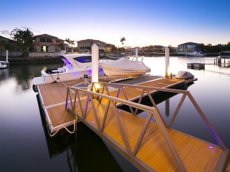 13 Cockleshell Court, Runaway Bay QLD 4216