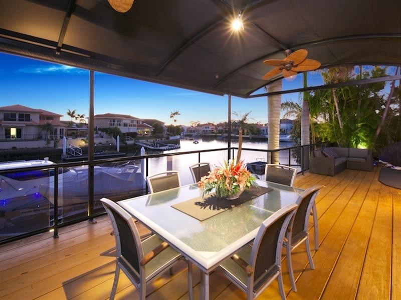 13 Cockleshell Court, Runaway Bay QLD 4216