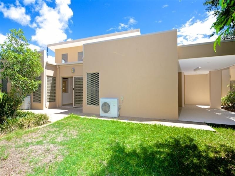 69 East Quay Drive, Biggera Waters QLD 4216